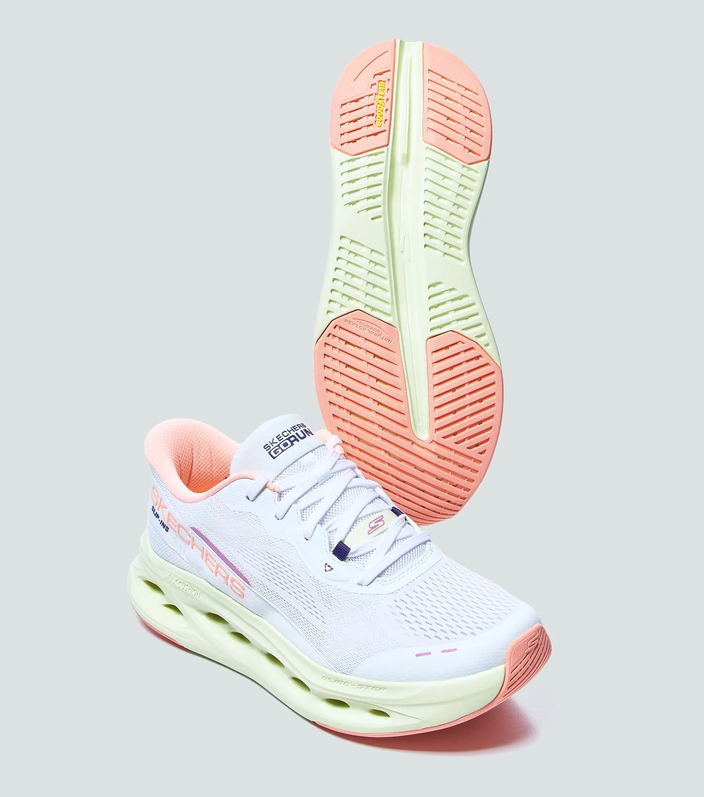 Skechers Slip-ins: Max Cushioning Glide-Step
